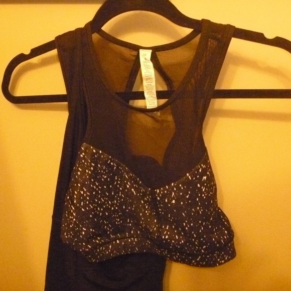 NWOT Lululemon Bra + One Strap Tank Combo - Picture 2 of 5